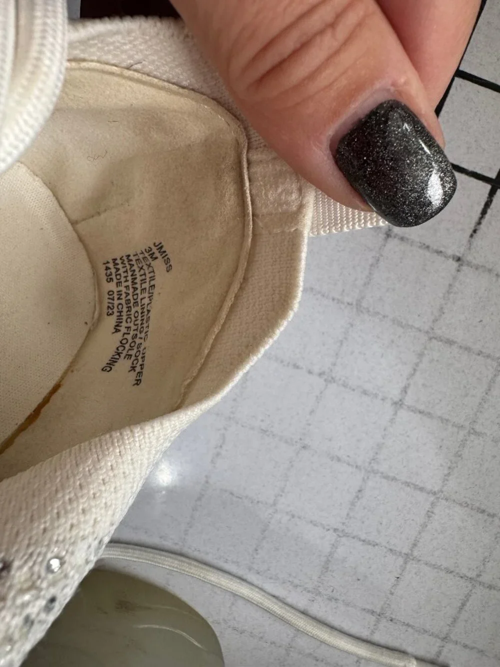steve madden girl snicker size 3